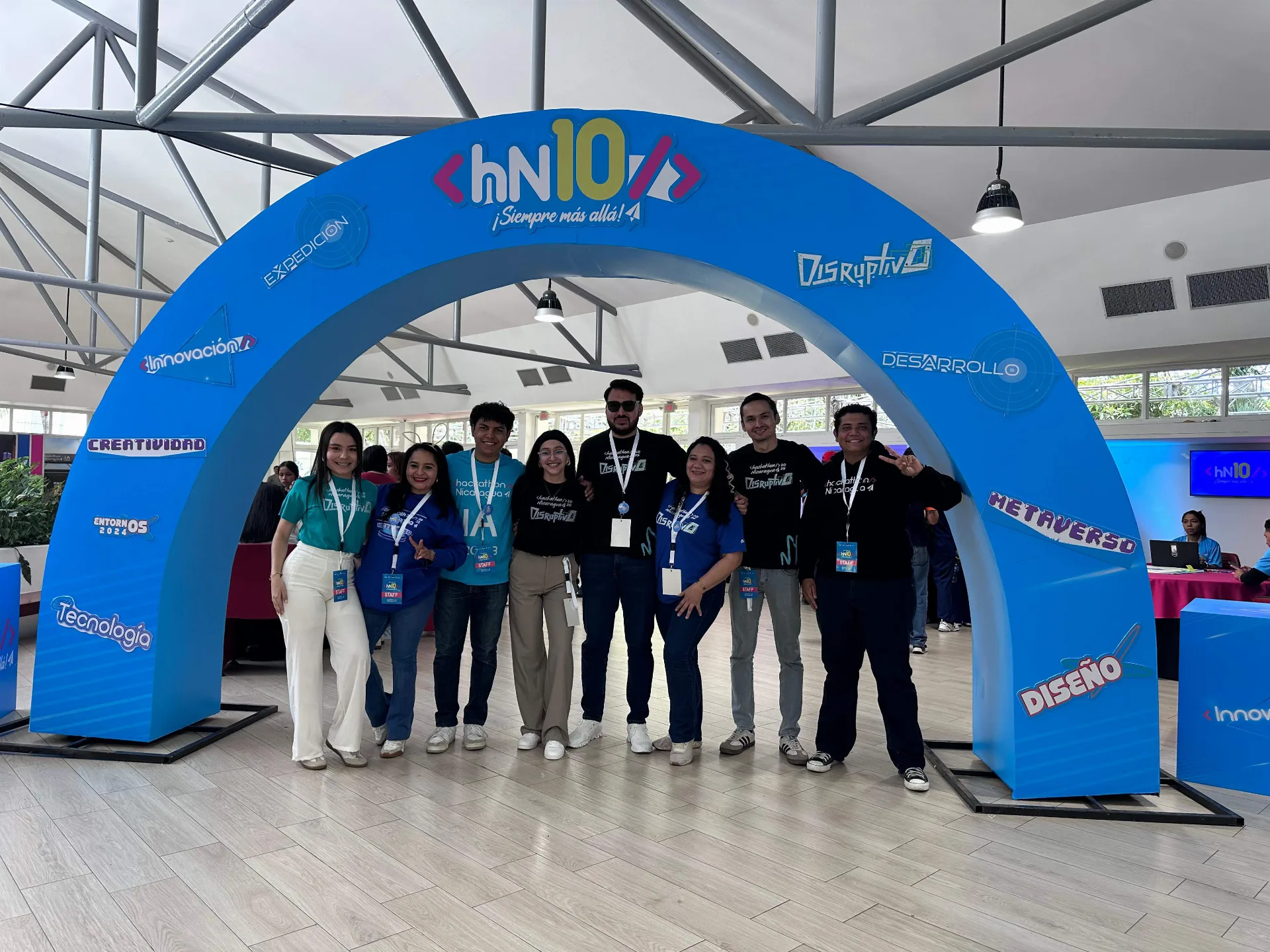 Lanzamiento Hackathon