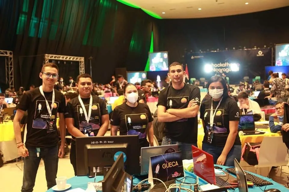 Equipo Gueca Primera Participación